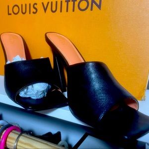 Oh Polly size 42 (Eur) black heeled sandal